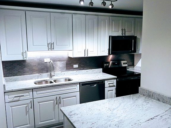 2nd image of 4250 N Marine Dr APT 1913