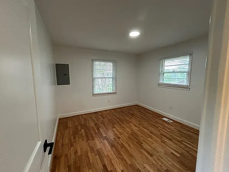202 Gilliland Ave — Photo 6