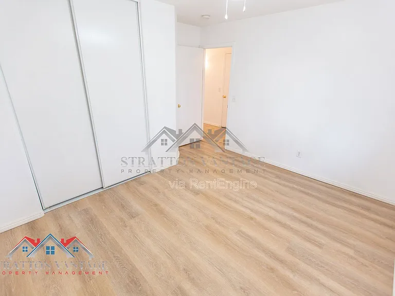 5706 N 74th Dr — Photo 20