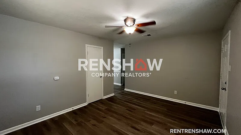 3 bed, 1.0 bath, 864 sqft, $969 — Photo 3