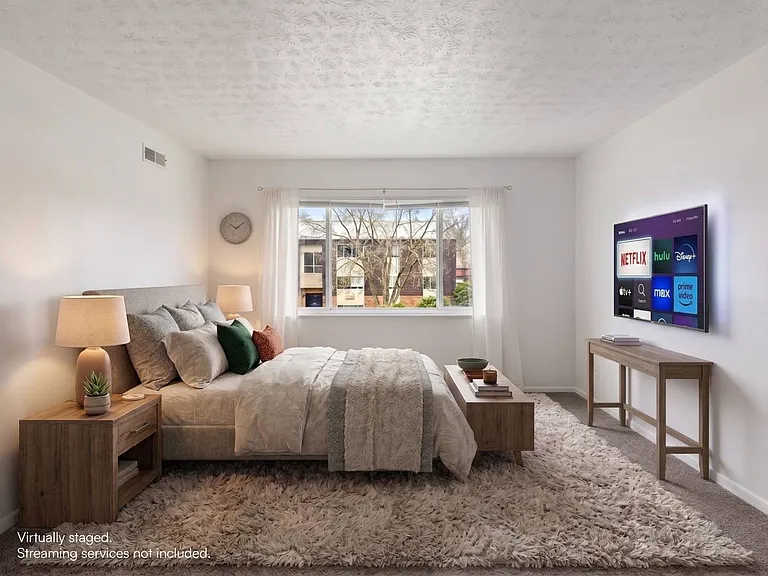 Northgate Apartments — Photo 18