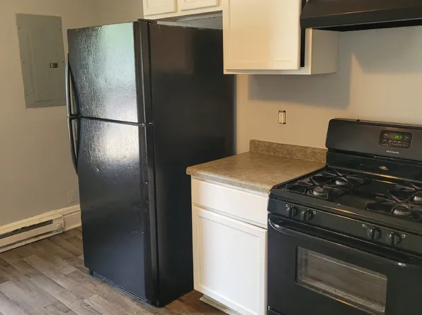 223 Robie St E #2, Saint Paul, MN 55107