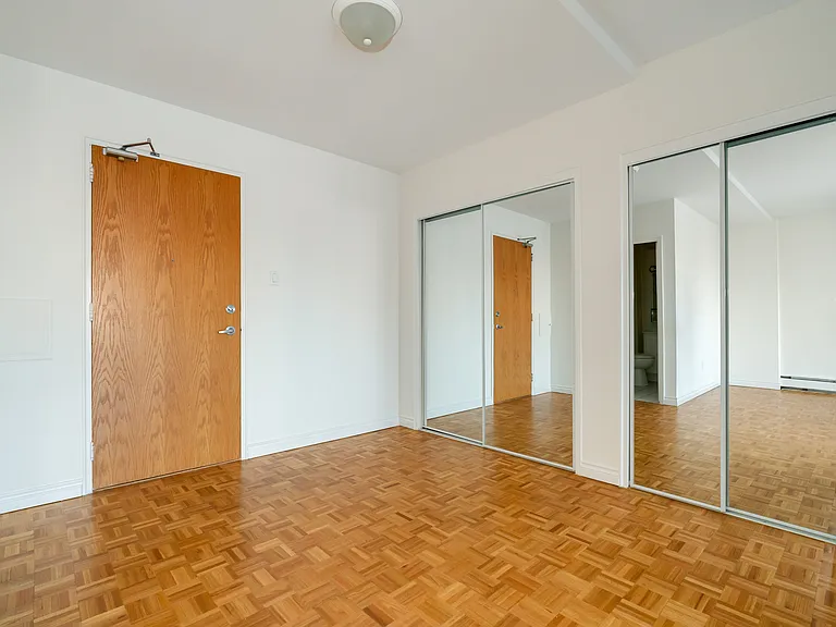 650 Briar Hill Ave — Photo 7