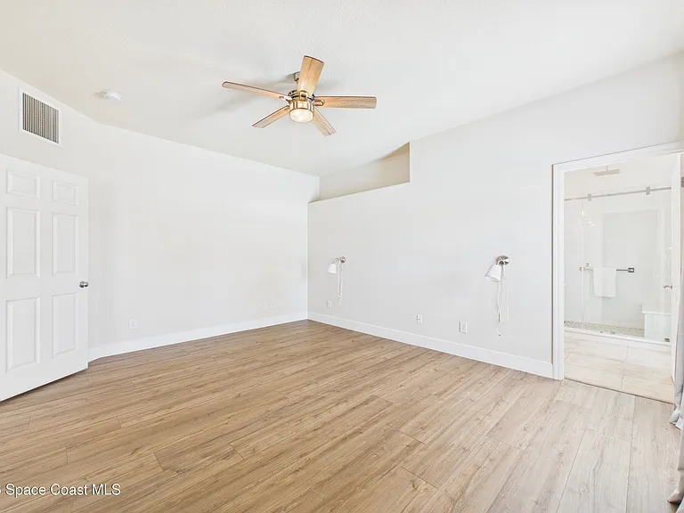 6106 Indigo Crossing Dr — Photo 24