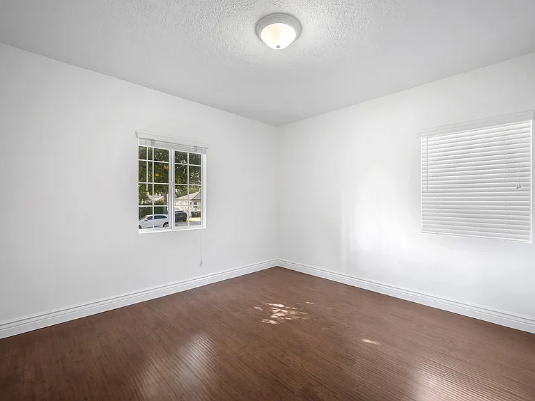 1515 Glenwood Rd — Photo 13