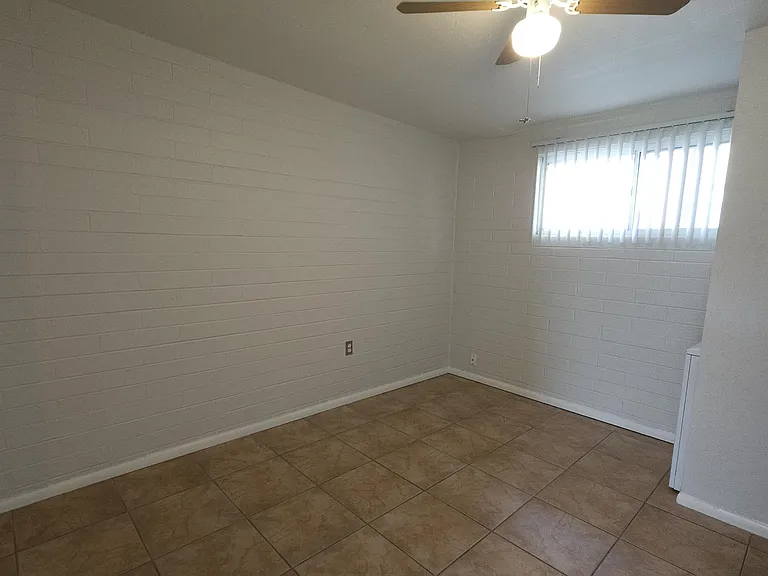 604 S Roosevelt St — Photo 9
