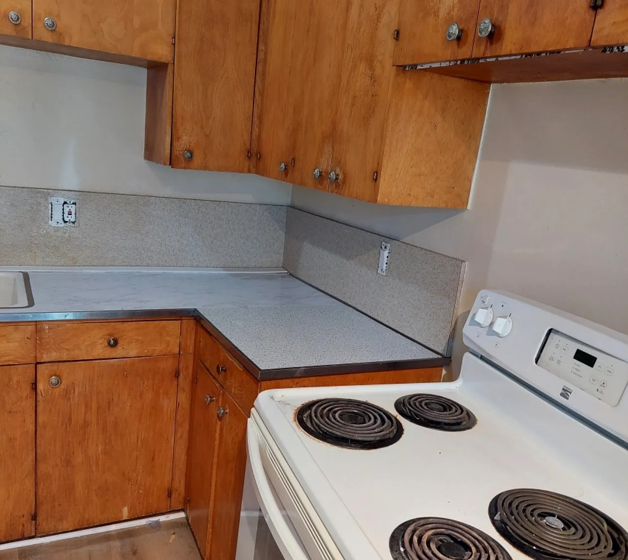 2 bed, $2,400 — Photo 1