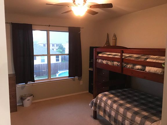 3rd image of 1404 Feather Crest Dr