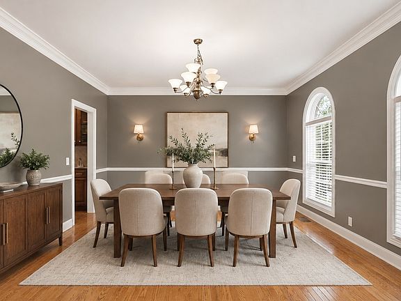 4th image of 5858 Cloverland Dr