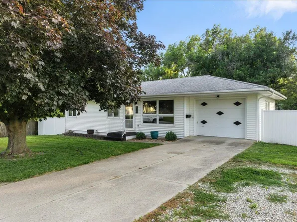 706 Howland St, Emerson, IA 51533