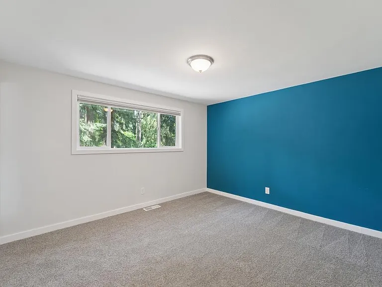 1140 N 146th Pl — Photo 24