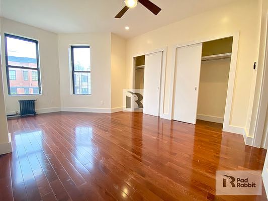 4th image of 222 Bainbridge St #3F
