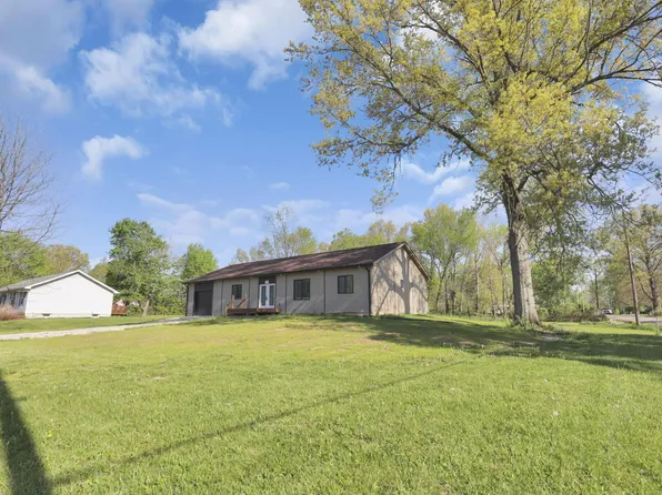 150 Breanna Ln SW, Pataskala, OH 43062