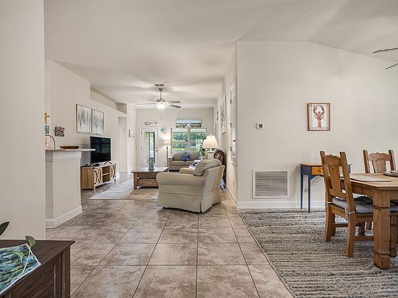 4th image of 87094 Villa Ln