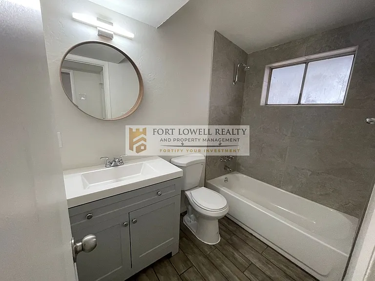 1302 N Richey Blvd — Photo 11