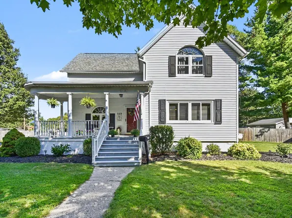 115 Marshall St, Essexville, MI 48732