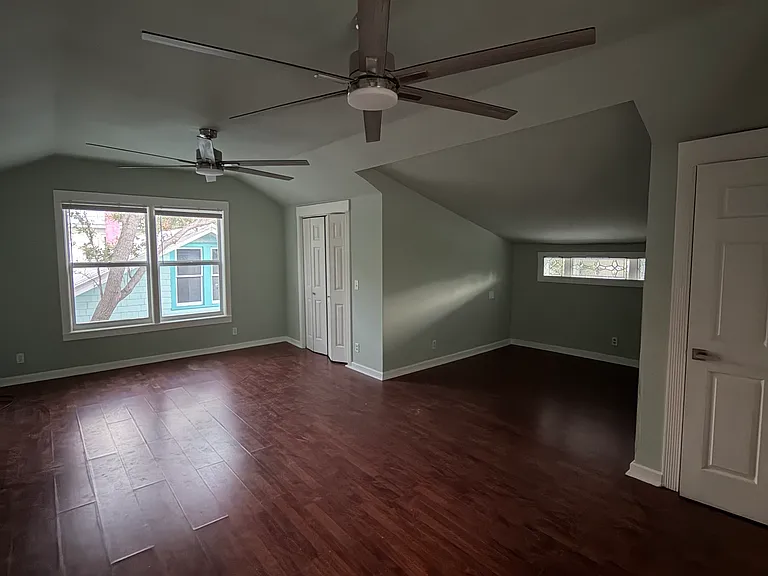 416 SW California Ave — Photo 8