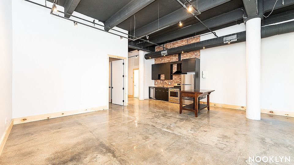 1st image of 255 18th St APT 408