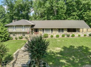 1009 Skyline Dr, Sparta, TN 38583