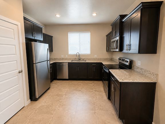 3rd image of 6329 Rosemary Rd