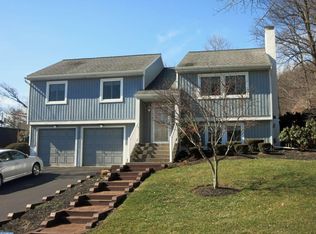 4413 Hilldale Rd, Reading, PA 19606