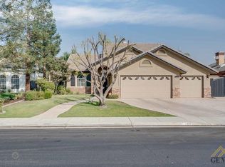 5419 Headlands Dr, Bakersfield, CA 93312