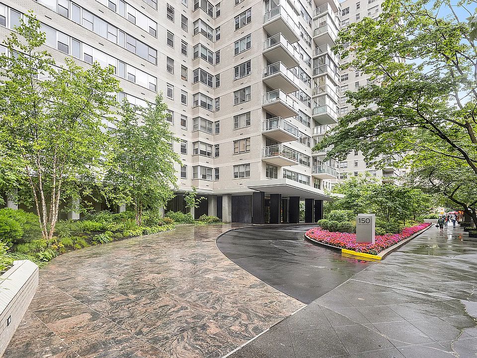 1st image of 150 E 69th St APT 18B
