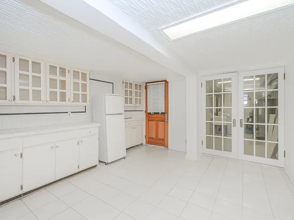 1042 70th Street image 30 of 34