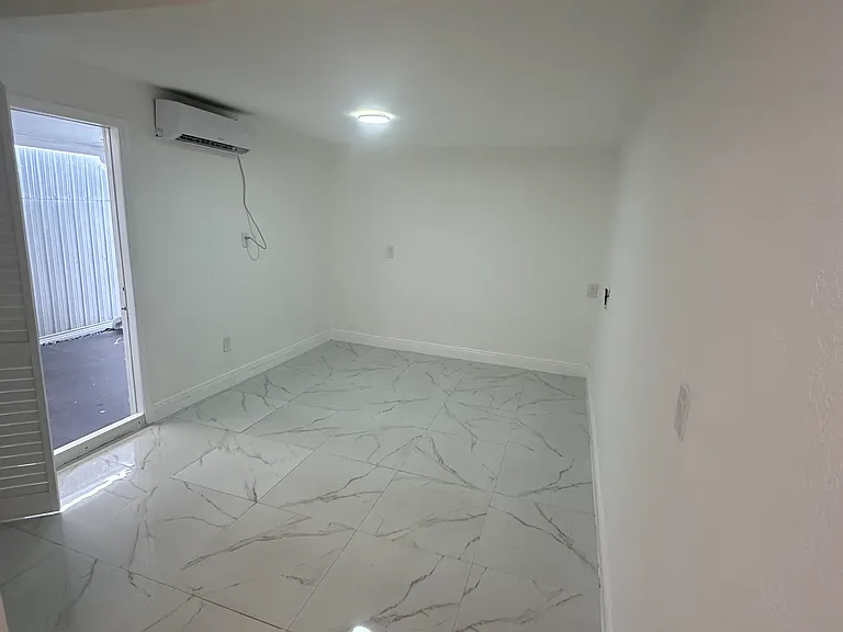 515 NW 60th Ct #3 — Photo 16