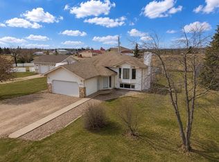 10417 N 97th Ave, Mackenzie County, AB T0H2H0