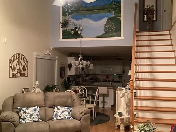 173 Monarch Dr, Bristol, VA 24201