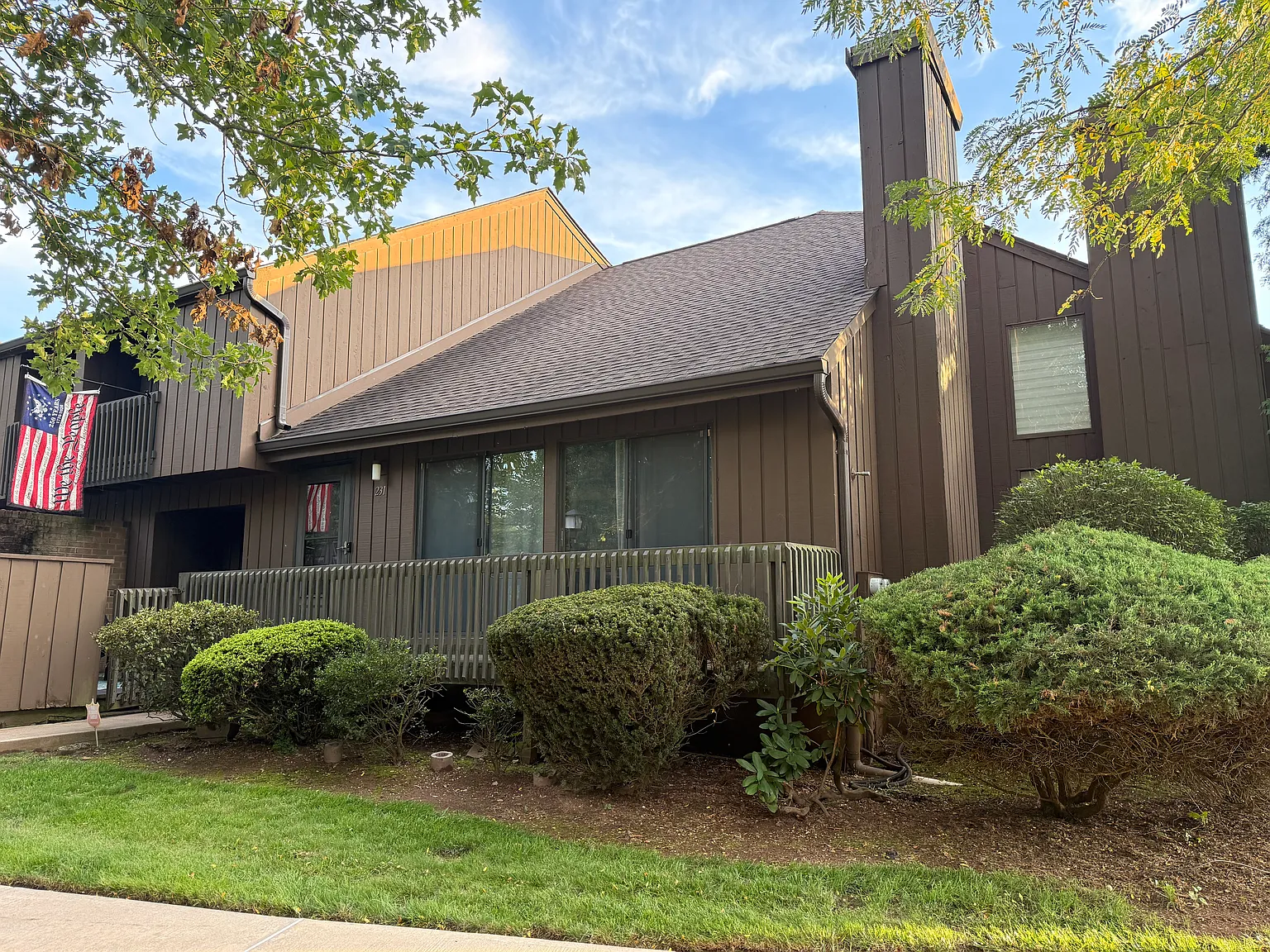 2 bed, 2.5 bath, 1648 sqft, $2,750 — Photo 3