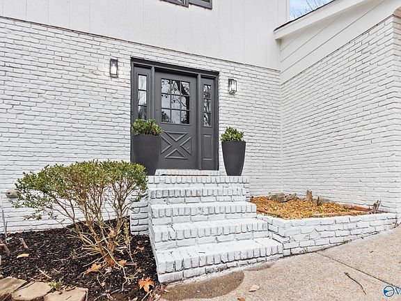 4th image of 2611 Lancelot Dr SE
