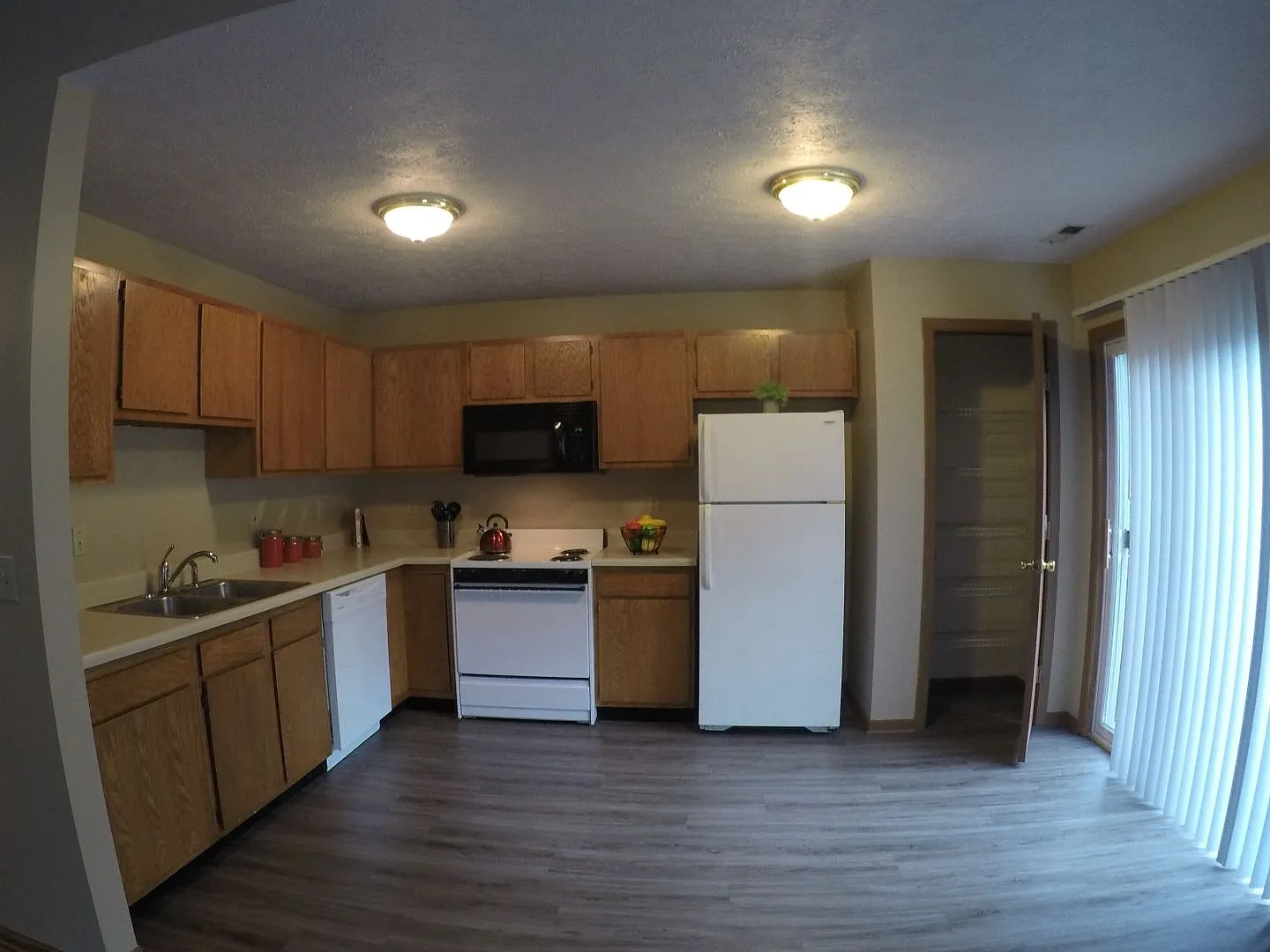 2911-2915 Horizon Dr. — Photo 3