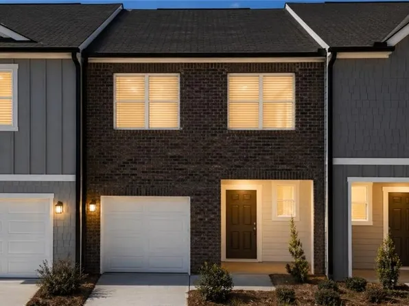 1095 Lucienne Blvd, Auburn, GA 30011
