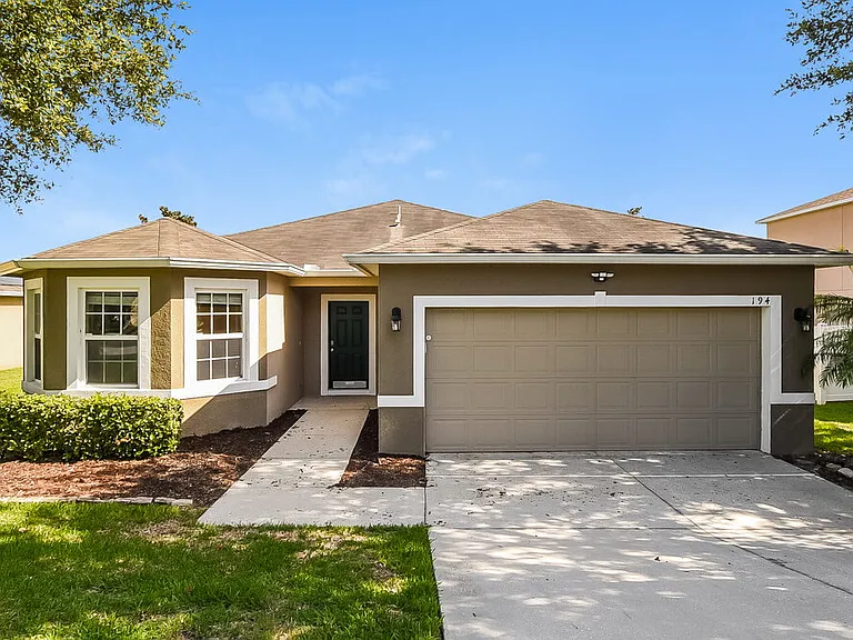 194 Compass Rose Dr — Photo 1