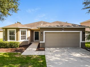 194 Compass Rose Dr, Groveland, FL 34736