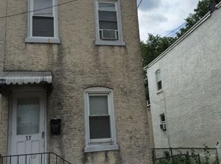 33 Chase St, Trenton, NJ 08638