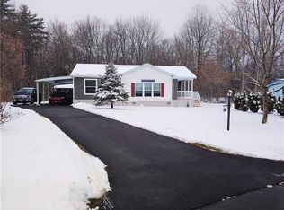 1021 Waterloo Geneva Rd, Waterloo, NY 13165