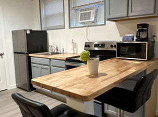 301 E 10th St #1R, Ocean City, NJ 08226