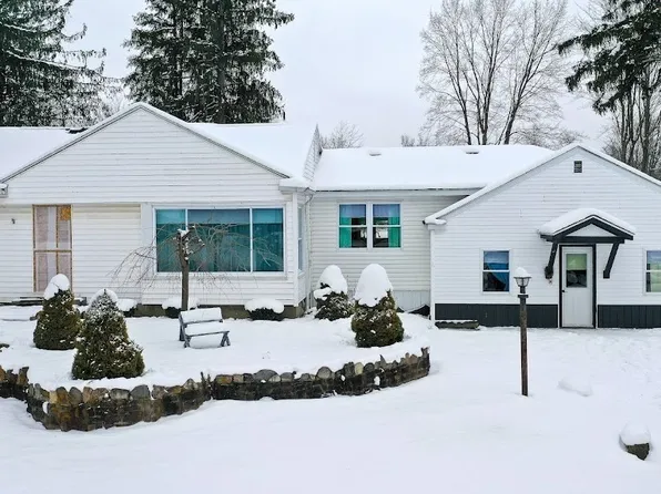 5617 Us Route 322, Windsor, OH 44099