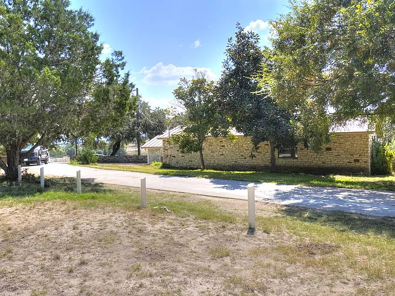 155A Nimitz Dr — Photo 1
