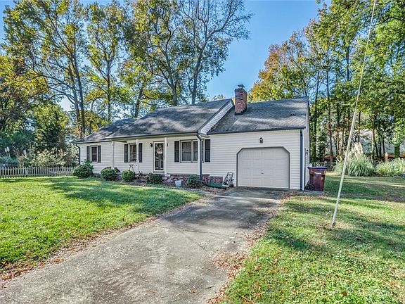 2nd image of 516 Gerrey Drive