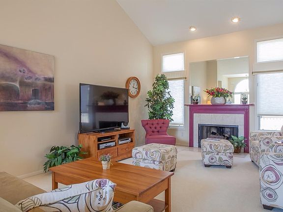 4th image of 4900 Doral Dr