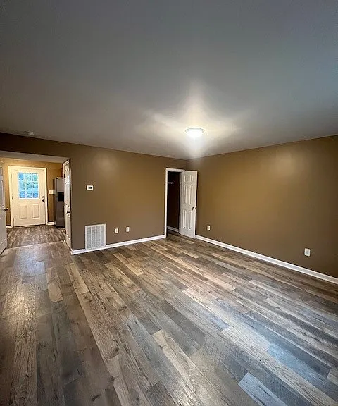 1052 Merrick Dr #1 — Photo 4
