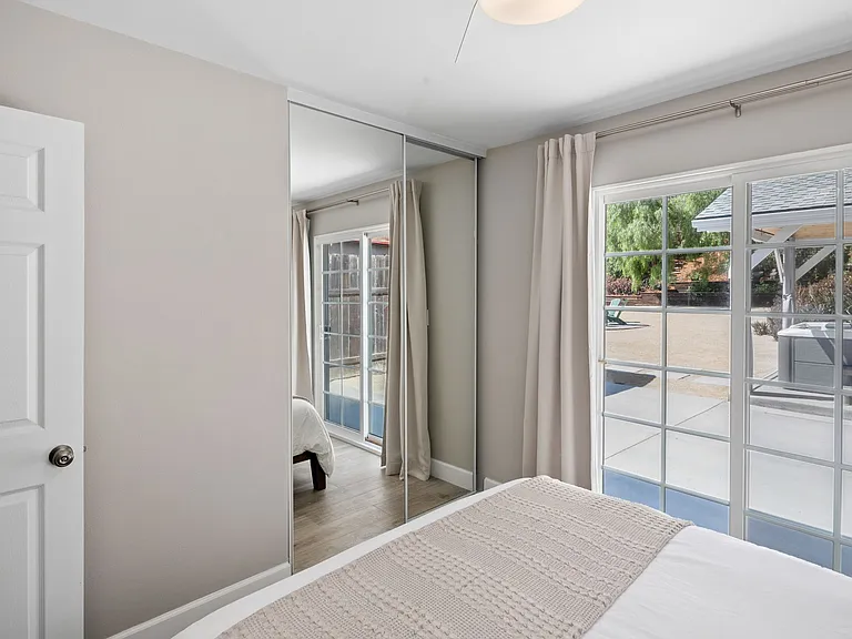 1648 El Prado Ave — Photo 46