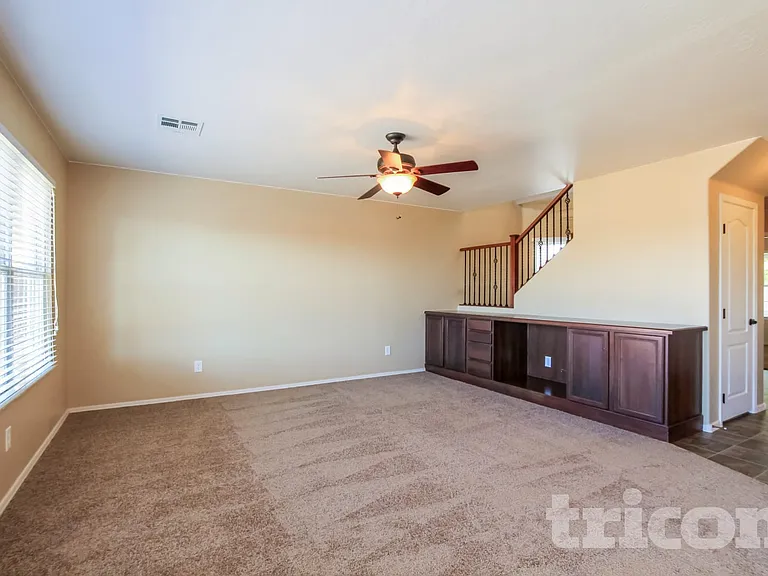 29250 W Weldon Ave — Photo 3