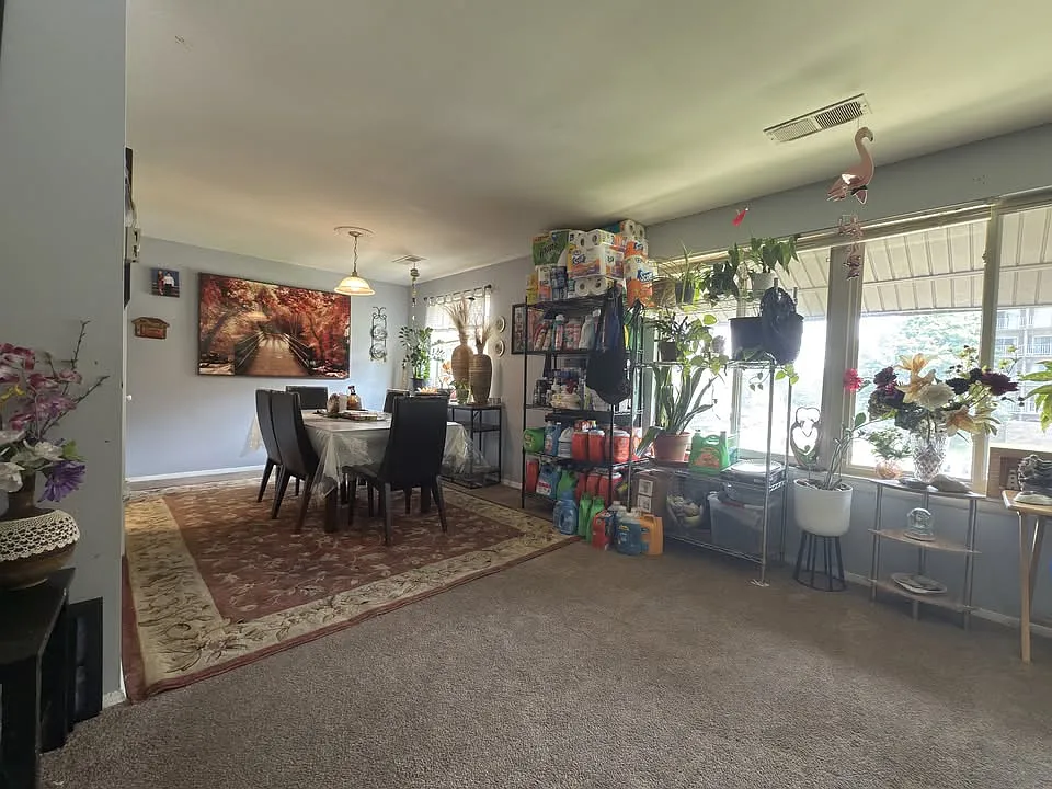 2 bed, 1152 sqft, $2,099 — Photo 4