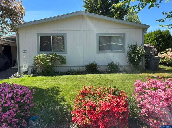 300 SE Lacreole Dr Unit 211, Dallas, OR 97338