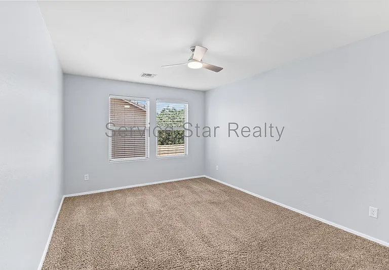 3448 E Merrill Ave — Photo 28